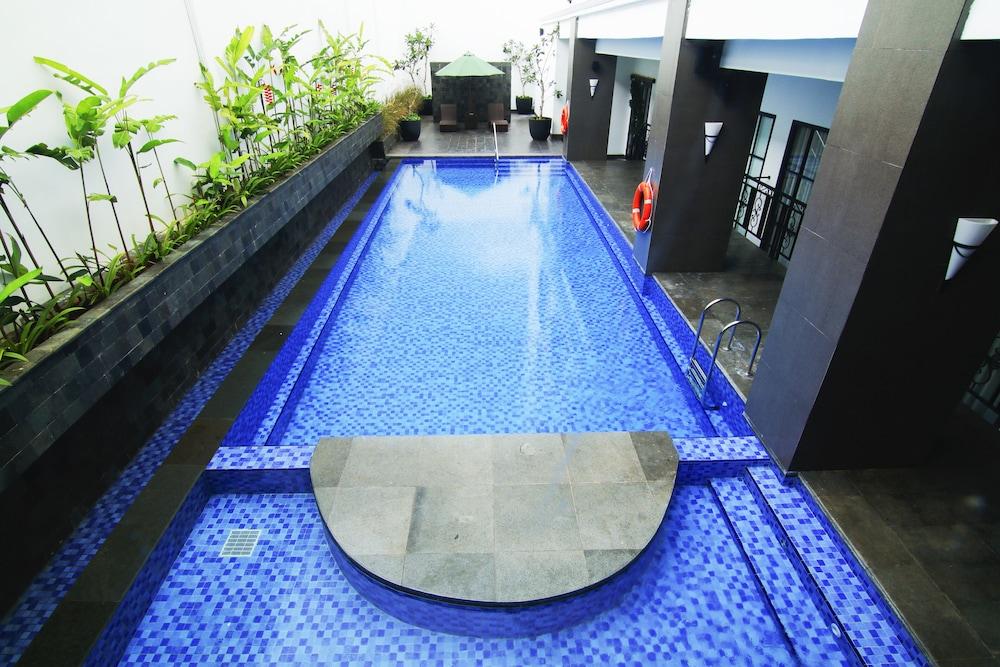 Sutasoma Hotel Jakarta Eksteriør bilde